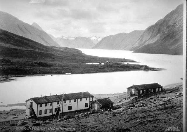 Prot: Jotunheimen, Gjendisheim med Gjende