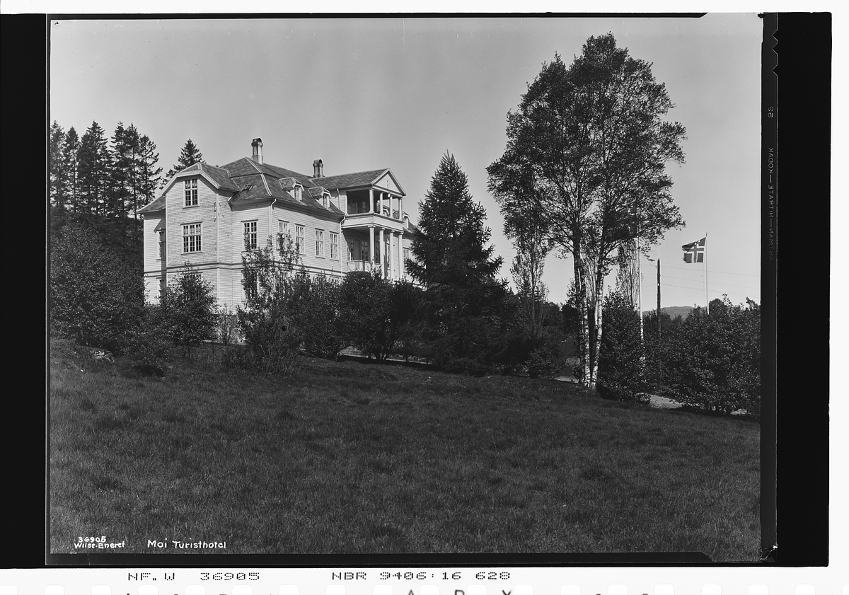 Prot: Moi turisthotel