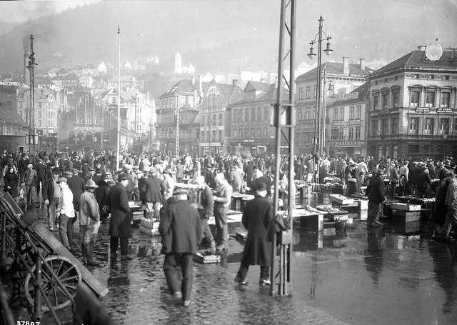 Prot: Bergen, Fiskebryggen