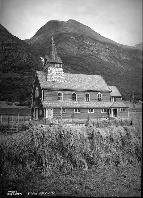 Prot: Vestlandsfjord Rotarytur, Nordfjord Olden Nyekirke