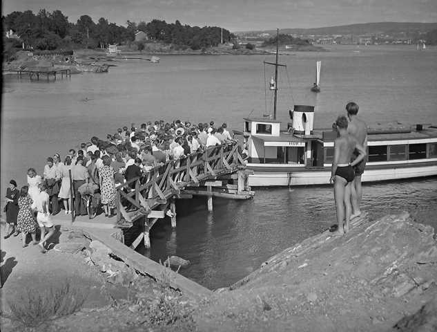 Prot: Huk badestrand Oslo 1947 juli