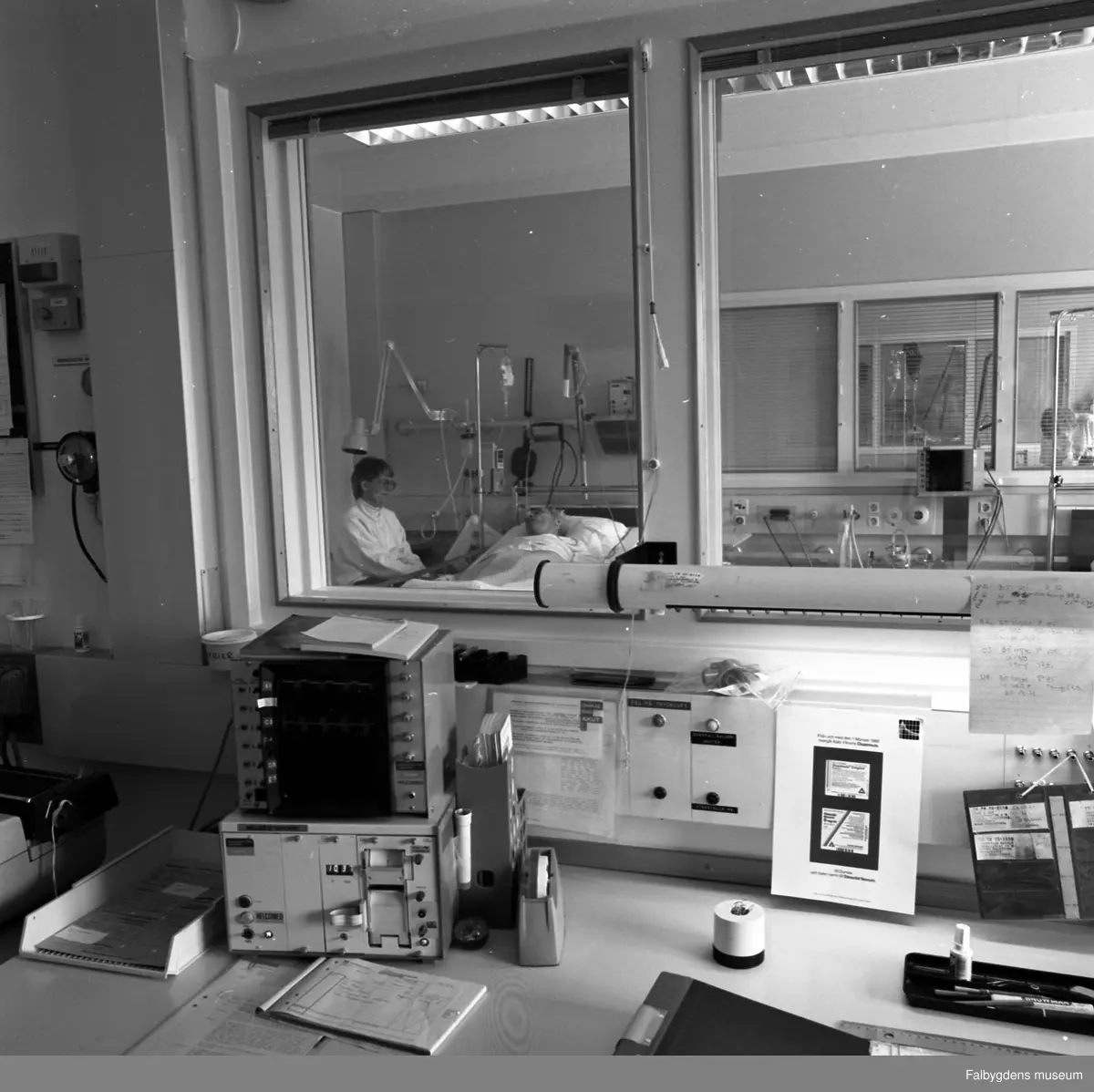  Sjukhusdokumentation utförd av Falbygdens Fotoklubb, 1988-89.   