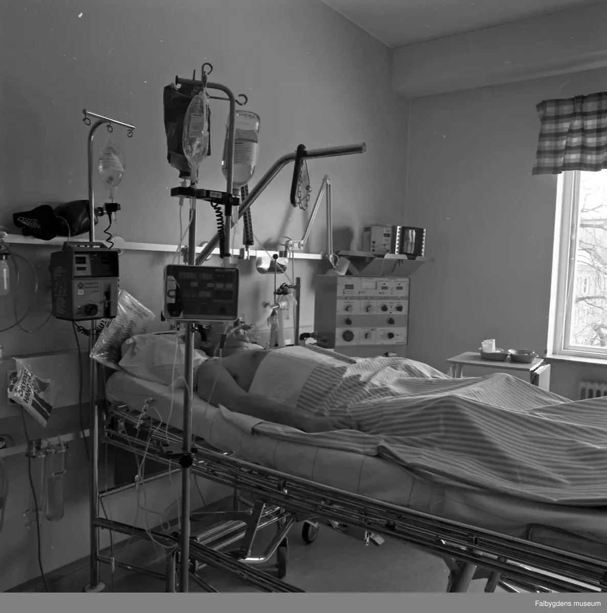 Sjukhusdokumentation utförd av Falbygdens Fotoklubb, 1988-89.   