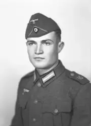 Portrett av tyske soldater og befal i Fredrikstad i 1940-45.