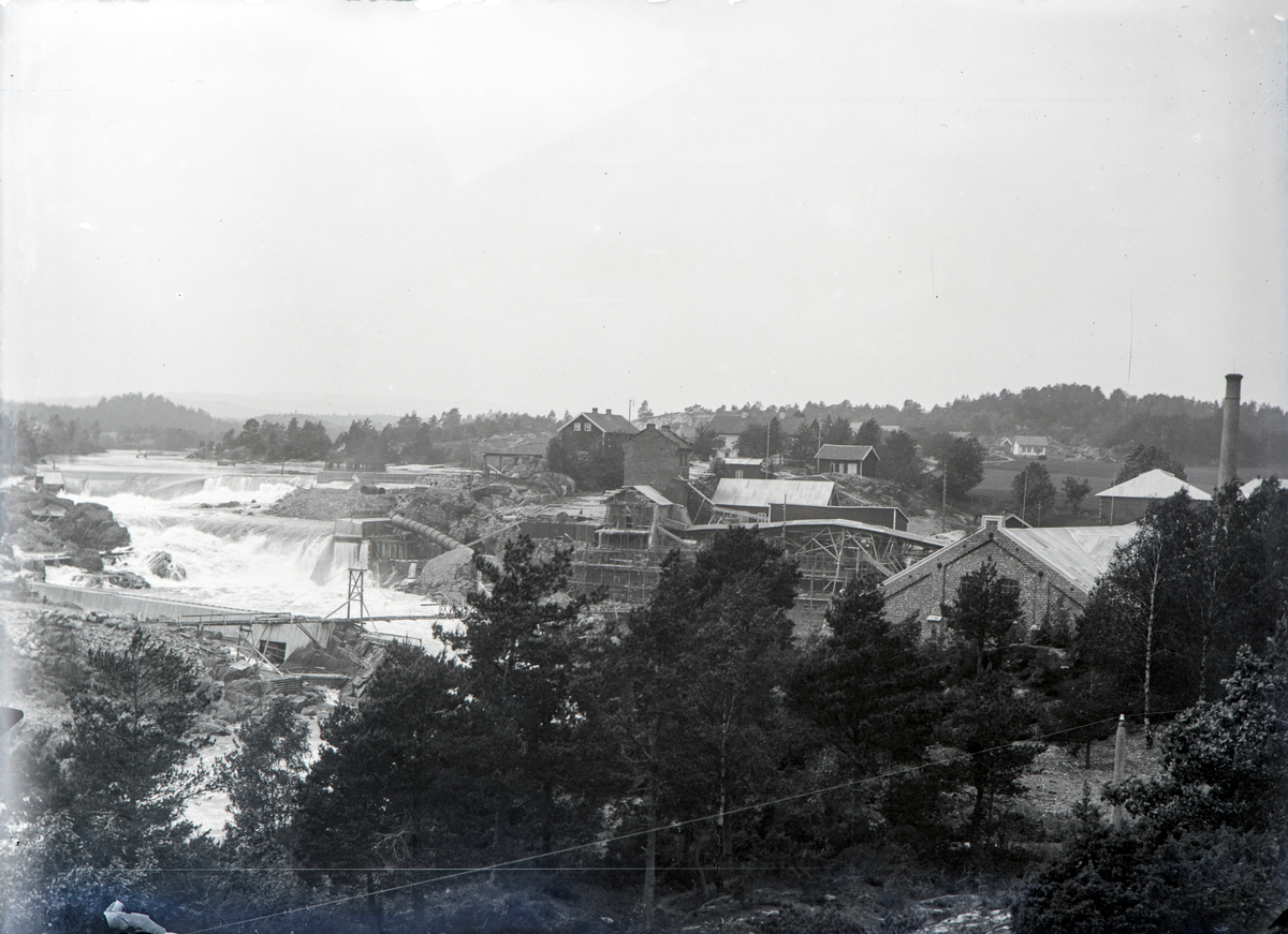 Aust-Agder, Arendal kommune, Øyestad, Nidelva, Rygenefossen, Rykene, Smith & Thommessen Tresliperi, Rygene tremassefabrikk,