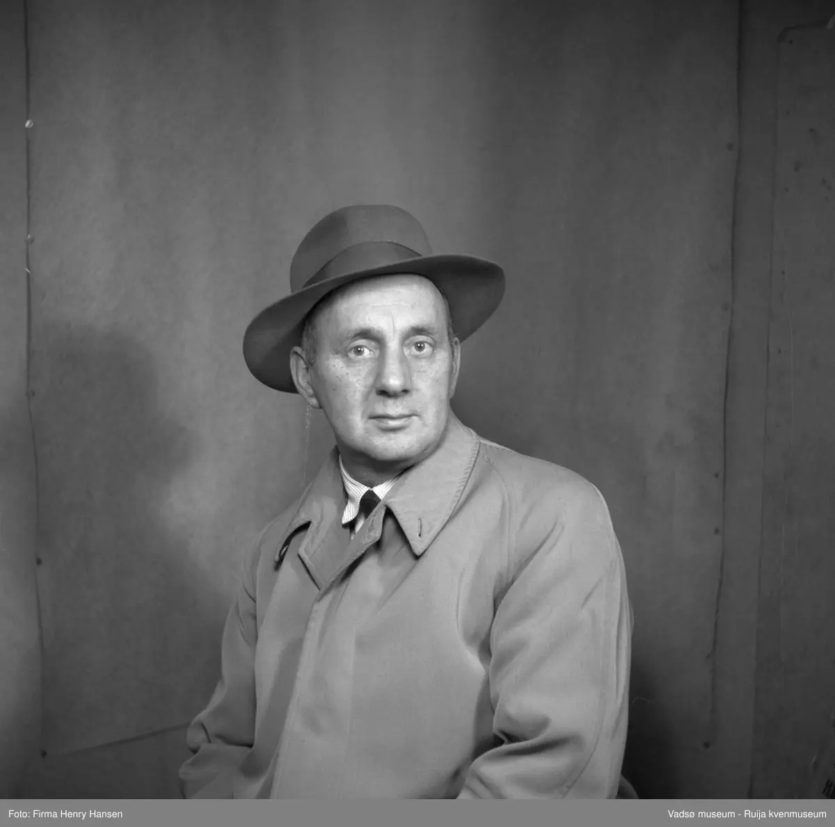 Telegrafbestyrer Øyvind Wara. Han var telegrafbestyrer i Vadsø på 1950-tallet, bl.a. da det nye telegrafverket ble innviet 12 desember 1954.