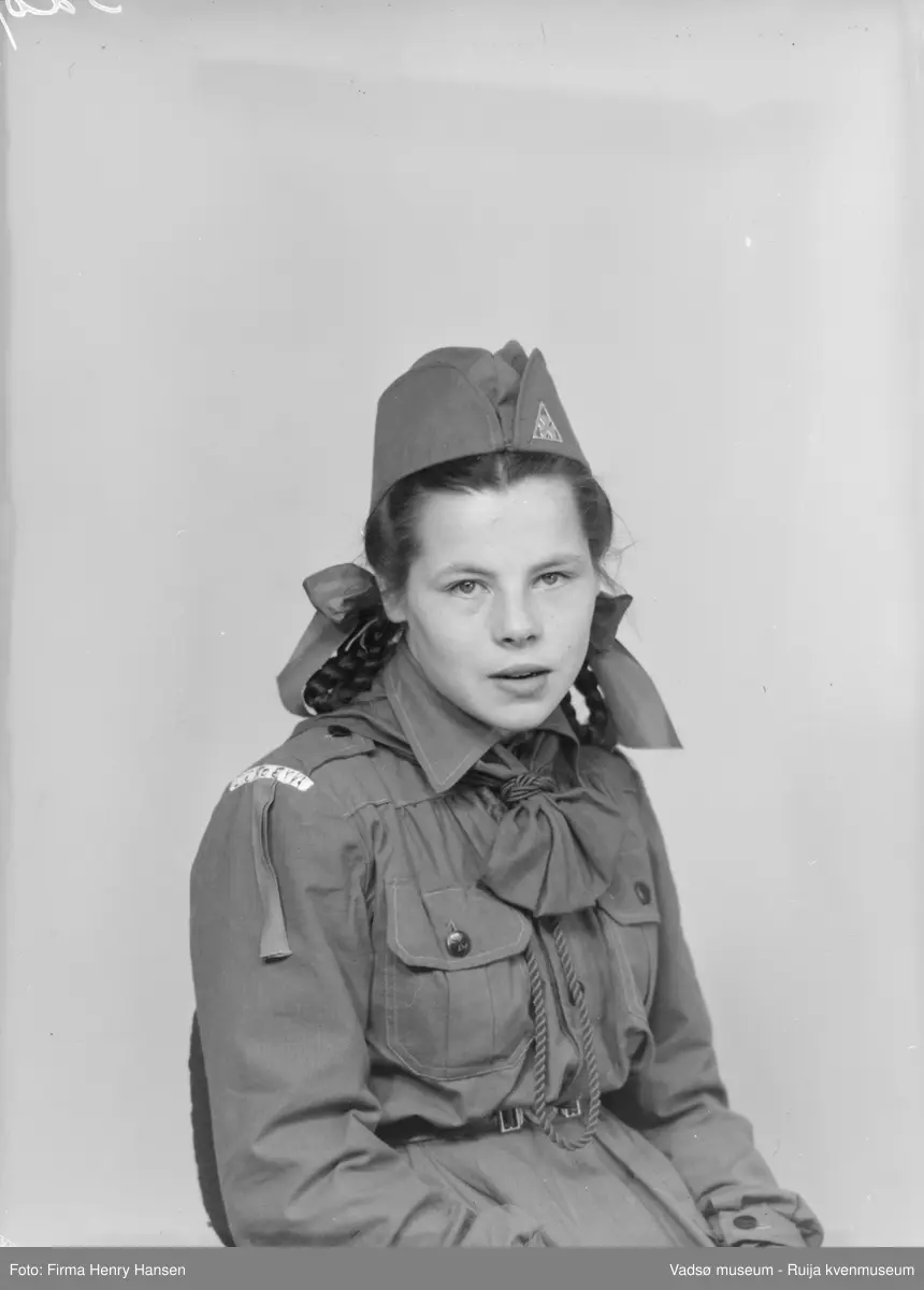 Portrett. Maila Paulsen, Nesseby Framhaldsskole