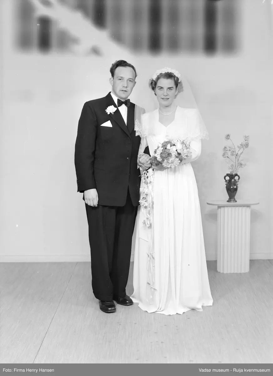 Anders Aune og Sigrun Johannessen, Vadsø, brudebilde 1953.