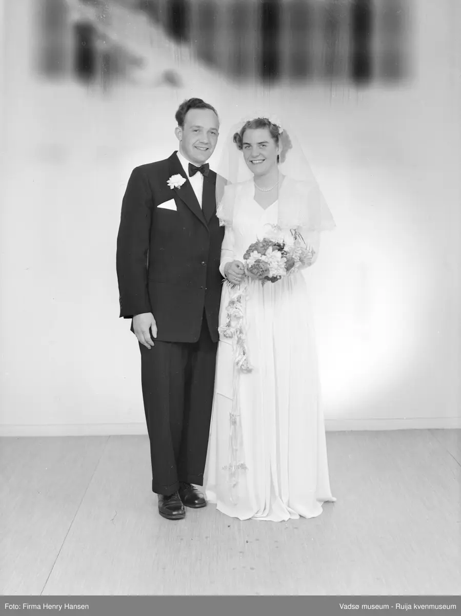 Anders Aune og Sigrun Johannessen, Vadsø, brudebilde 1953.