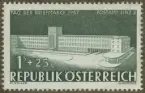 Frimärke ur Gösta Bodmans filatelistiska motivsamling, påbörjad 1950.
Frimärke från Österrike, 1957. Motiv av Postamt Linz. Frimärkets Dag 1957