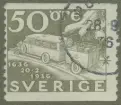 Frimärke ur Gösta Bodmans filatelistiska motivsamling, påbörjad 1950.
Frimärke från Sverige, 1936. Motiv av Postbuss med släpvagn från 1930-talet Till svenska postväsendets 300-årsjubileum: 1636-1936.