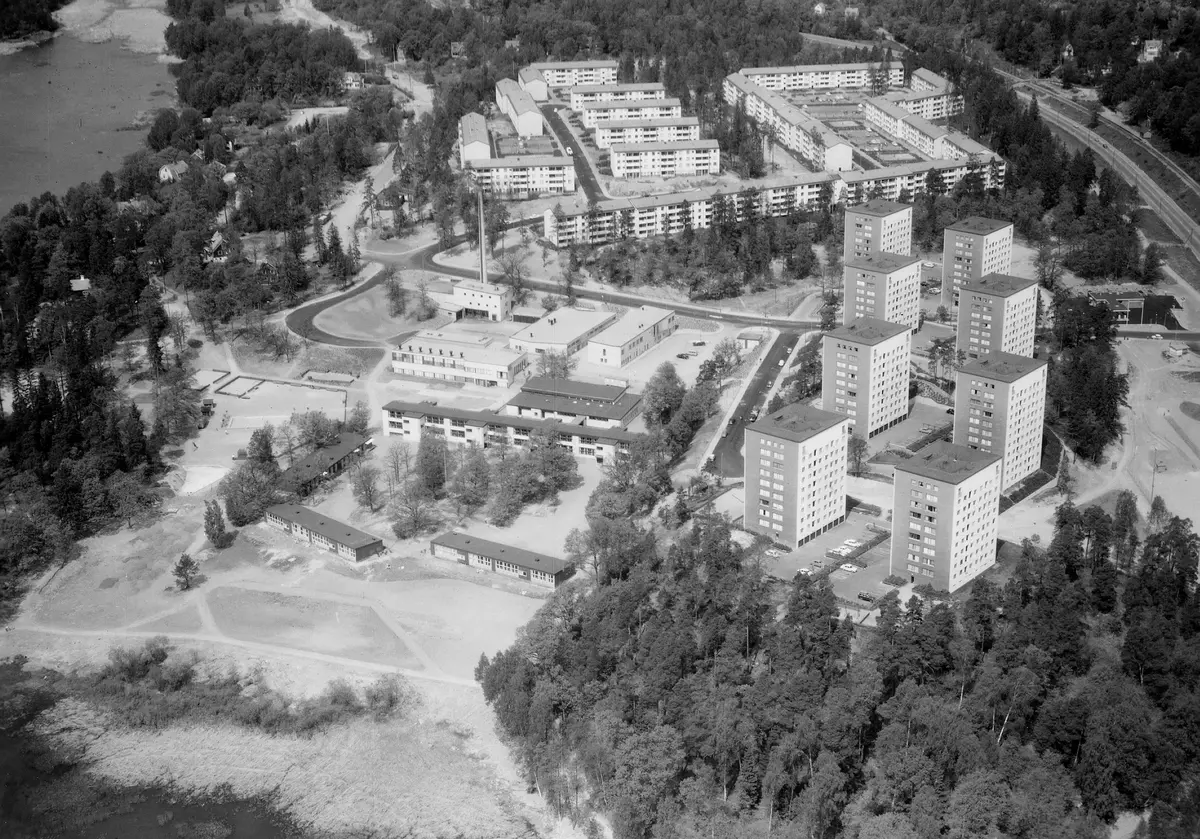Flygfoto över Fagersjö; Farsta.