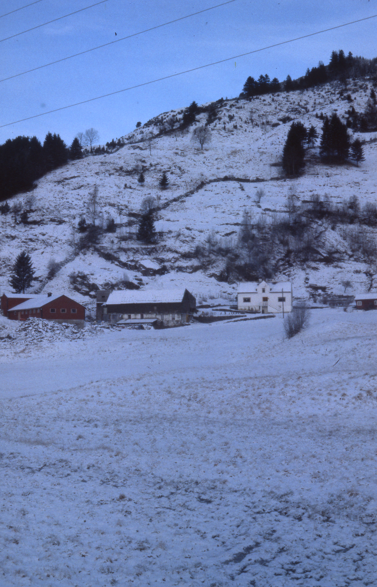 Stor, staselig bygning