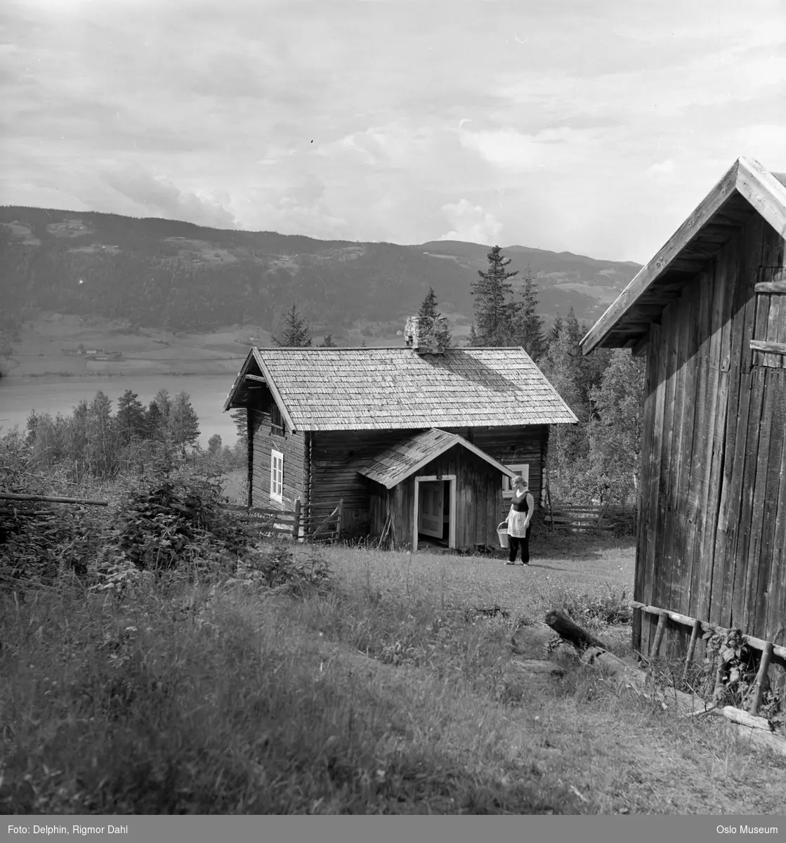 gård, kvinne, operasangerinne, vannbæring