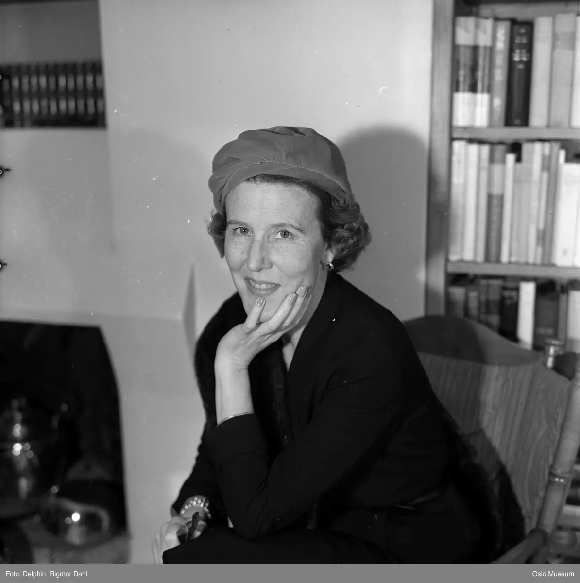 portrett, kvinne, journalist, forfatter