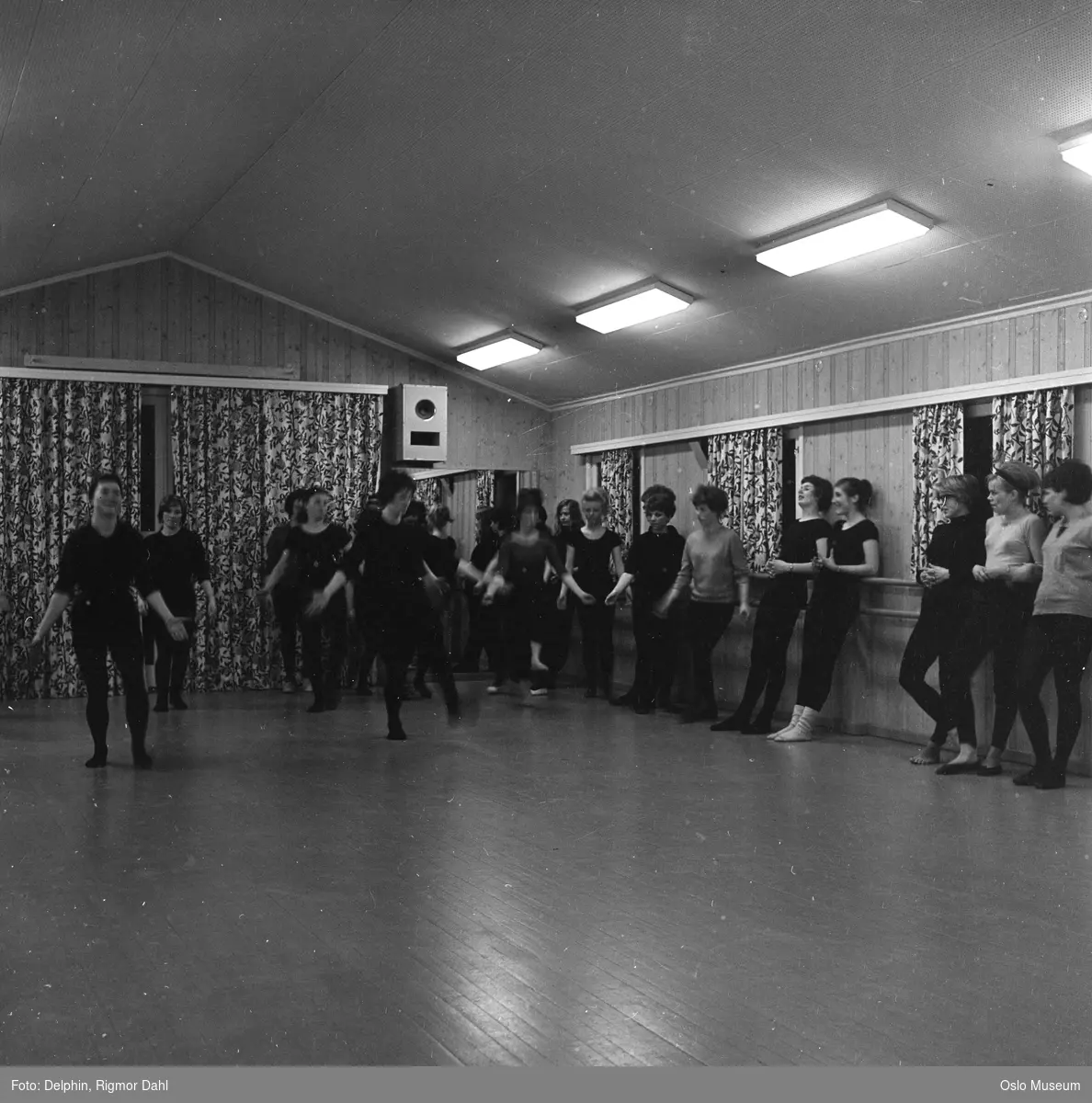 Kirkenær ballettskole, interiør, dansere, jazzballett