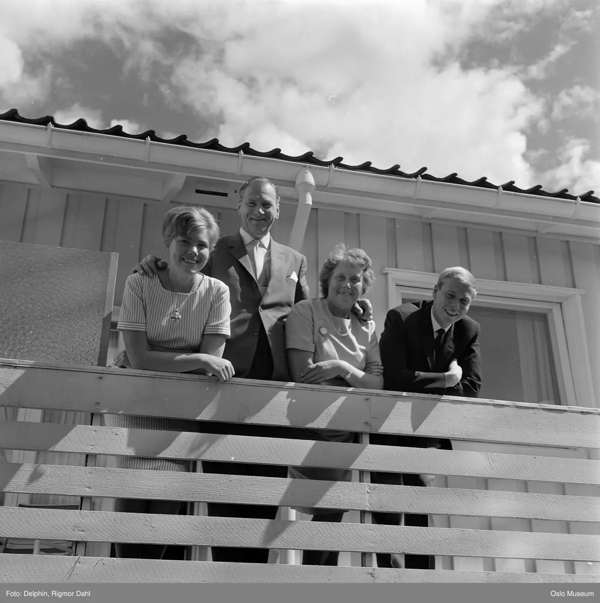 bolighus, veranda familiegruppe, mann, biskop, kvinne, gutt, jente