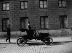 Ford Modell N från cirka 1906 såld av AB Adolf Östberg Odengatan 10 i Stockholm som var ensamförsäljare av Ford i Sverige åren 1904-1908.