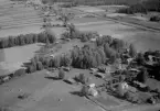 Flygfoto över Gräv, Leksand 1960.