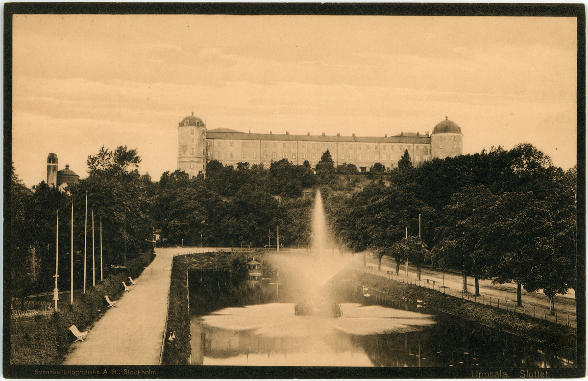 Vykort - vy över Svandammen och Uppsala Slott