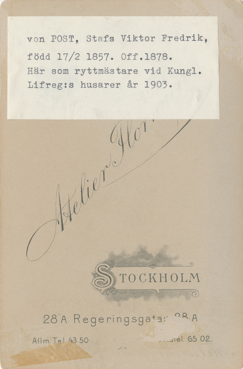 Porträtt av Stafs Fredrik Viktor von Post, ryttmästare vid Livregementets husarer.