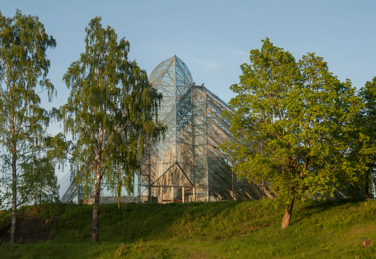 Domkirkeodden, Hamar. Vernebygget, Hamardomen, Domkirkeruinen.