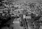 Flygfoto över Hedemora med Hedemora kyrka år 1962.