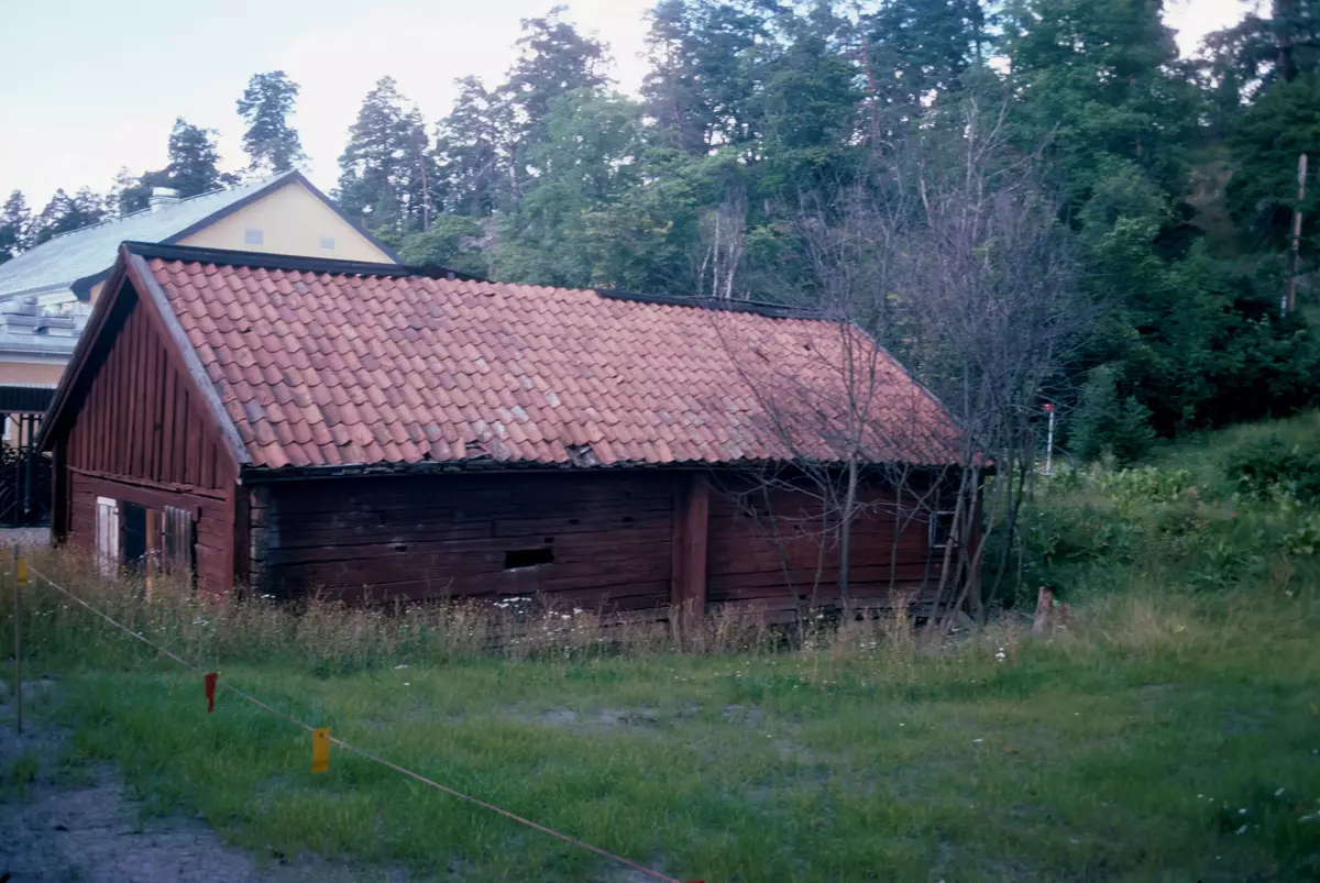 Vällinge. Äldre uthus.