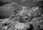 Flygfoto över Svartnäs kyrka år 1964.