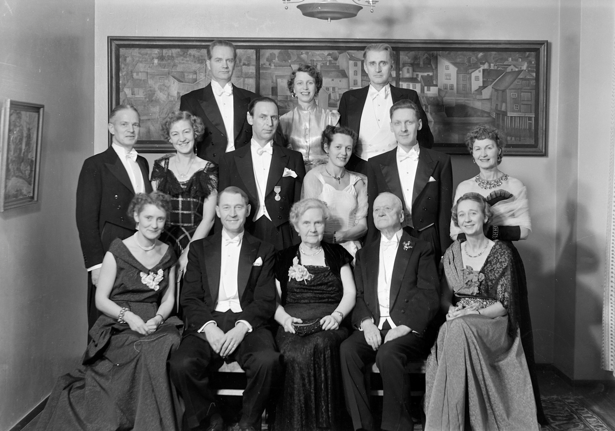 Banksjef Knut Tronstad og hustru Karoline feirer gullbryllup
