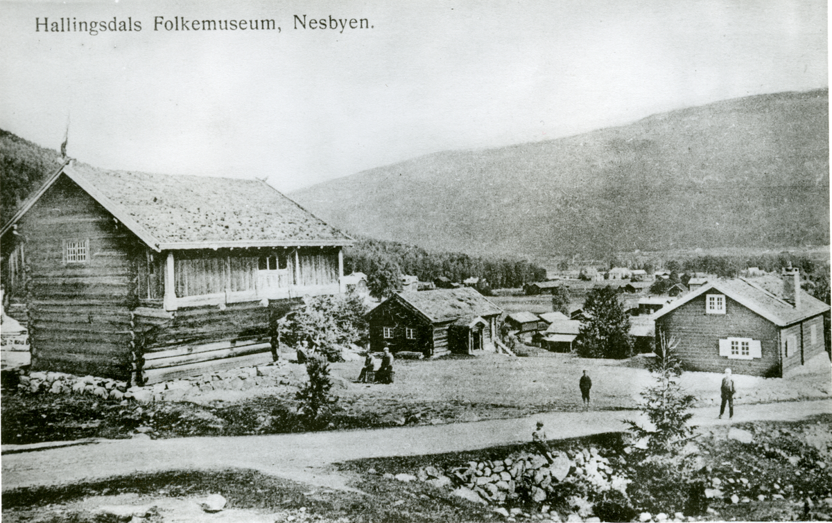 Museumsbygninger. Staveloftet, Villandstugu og Kolsrudstugu på HFN.
