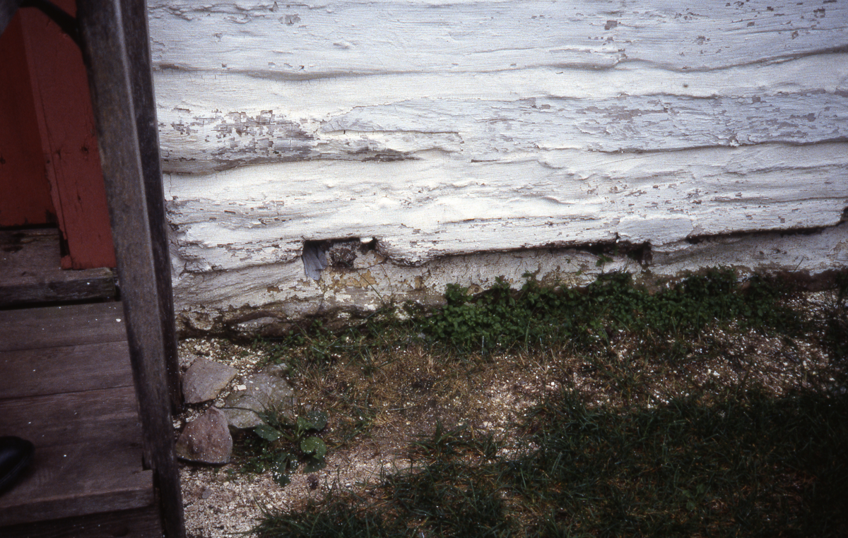 Vesterheim,  fundament
