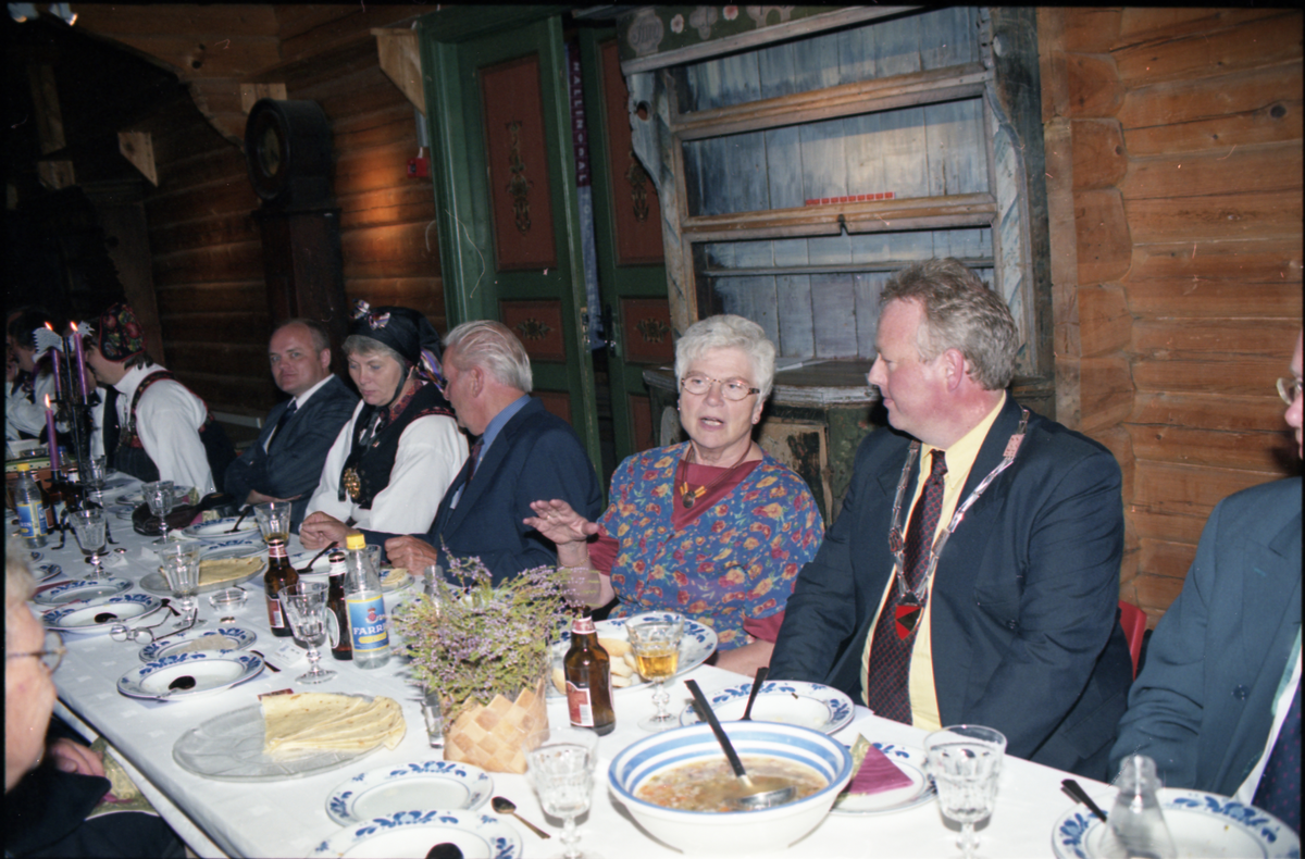 Museumsjubileum 100 år. Tandbergbygget.
F.v. Ukjent, ukjent, Knut Bremer, ukjent, Audun Åsheim.
