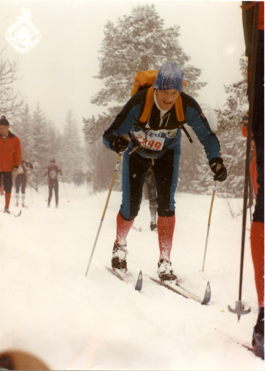 Skigåing
Thorleif Mikkelsplass under Birkebeinerrennet i 1981. Løpet tar på, det kan en tydelig se.
