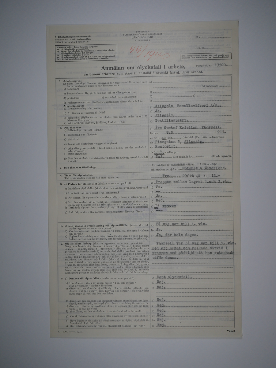 Alingsås Bomullsväveri AB

Bunt olycksfallsrapporter, 1938 -1943.

Gåva 1983-05 av Almedahls AB
