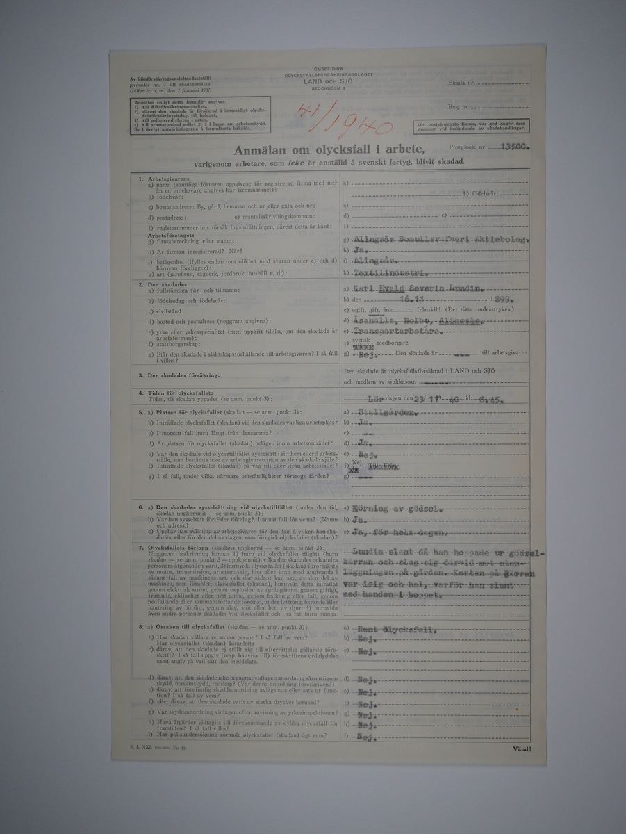 Alingsås Bomullsväveri AB

Bunt olycksfallsrapporter, 1938 -1943.

Gåva 1983-05 av Almedahls AB