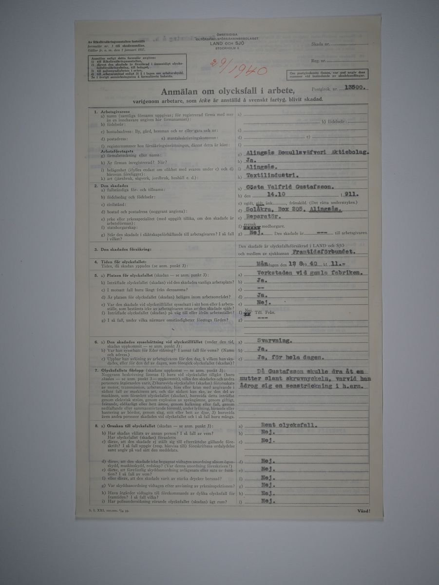Alingsås Bomullsväveri AB

Bunt olycksfallsrapporter, 1938 -1943.

Gåva 1983-05 av Almedahls AB