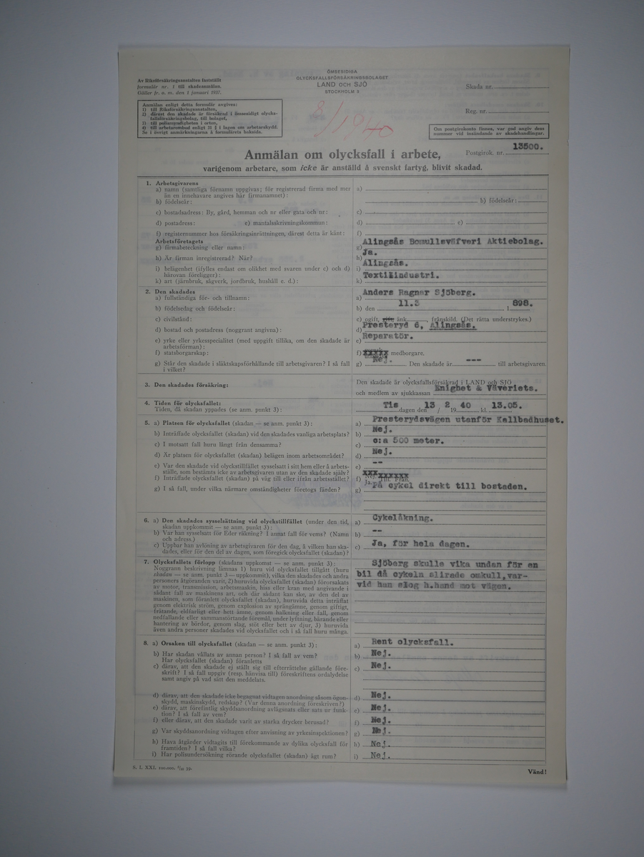 Alingsås Bomullsväveri AB

Bunt olycksfallsrapporter, 1938 -1943.

Gåva 1983-05 av Almedahls AB