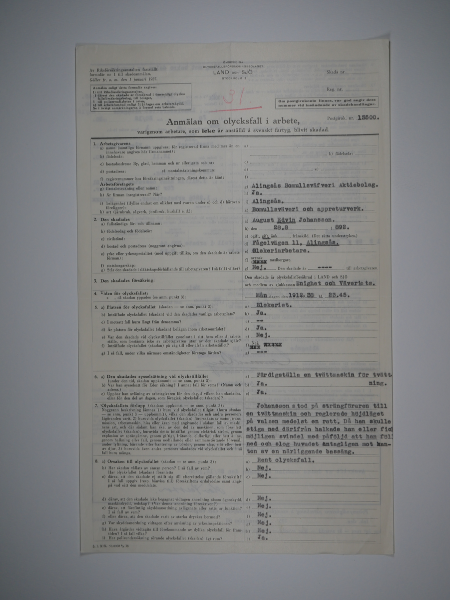 Alingsås Bomullsväveri AB

Bunt olycksfallsrapporter, 1938 -1943.

Gåva 1983-05 av Almedahls AB