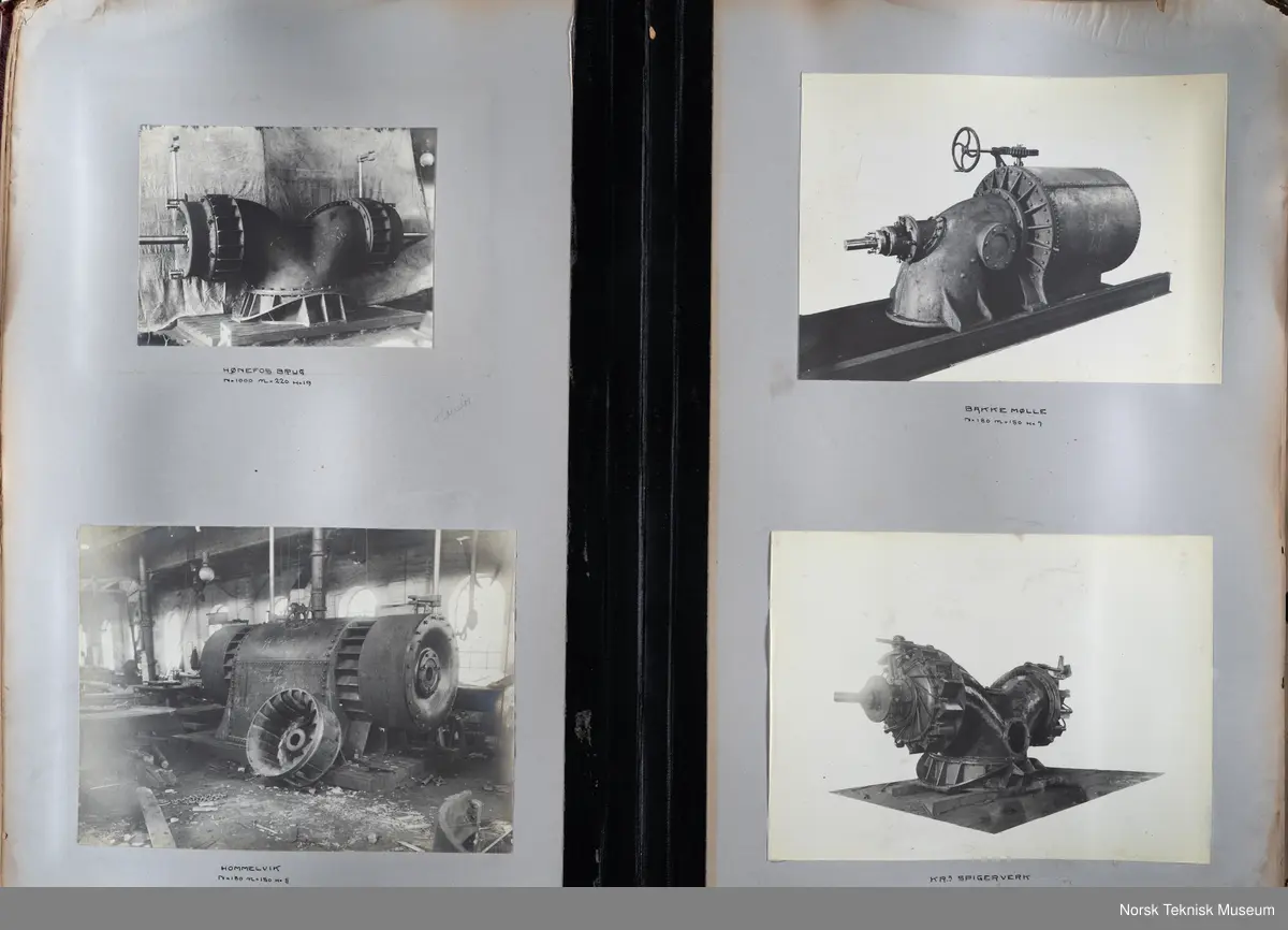 Fotoalbum med fotografier av rørganger, turbiner, skovler mm produsert ved Myrens verksted. 
