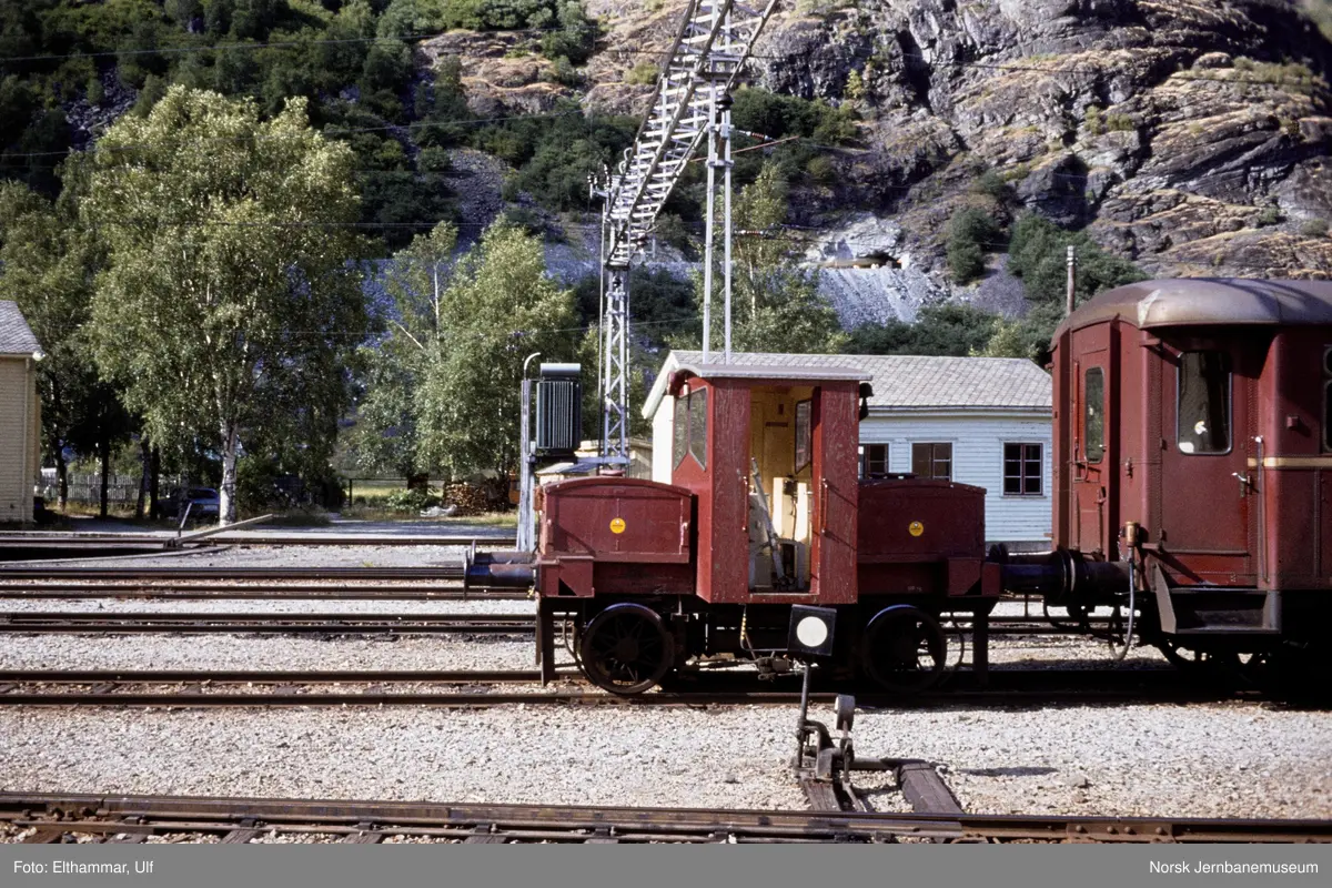 Skiftetraktor litra Ska 207 nr. 3 på Flåm stasjon