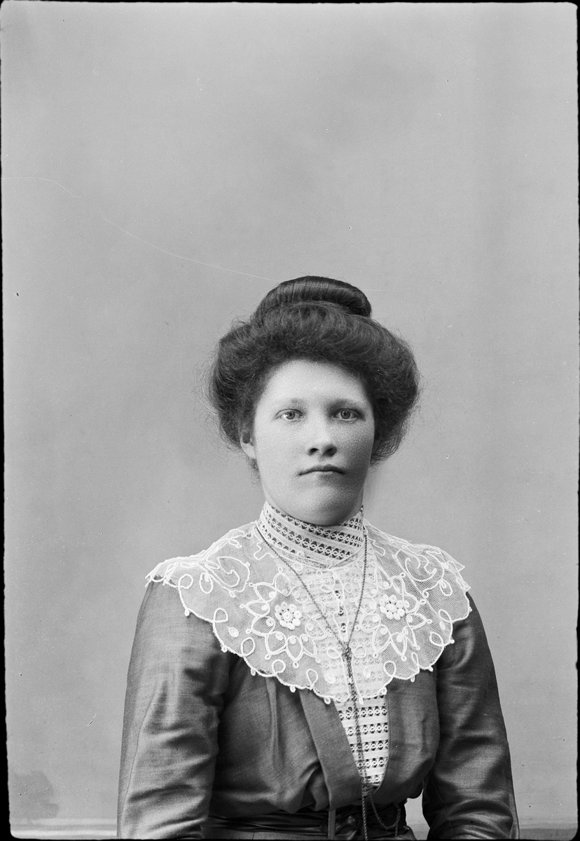 "Hanna Janson, Hesselby Tuna", Uppland