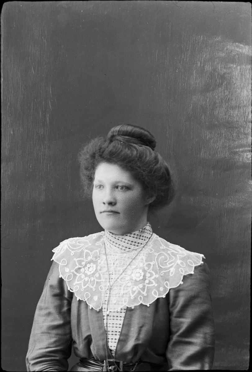 "Hanna Janson, Hesselby Tuna", Uppland