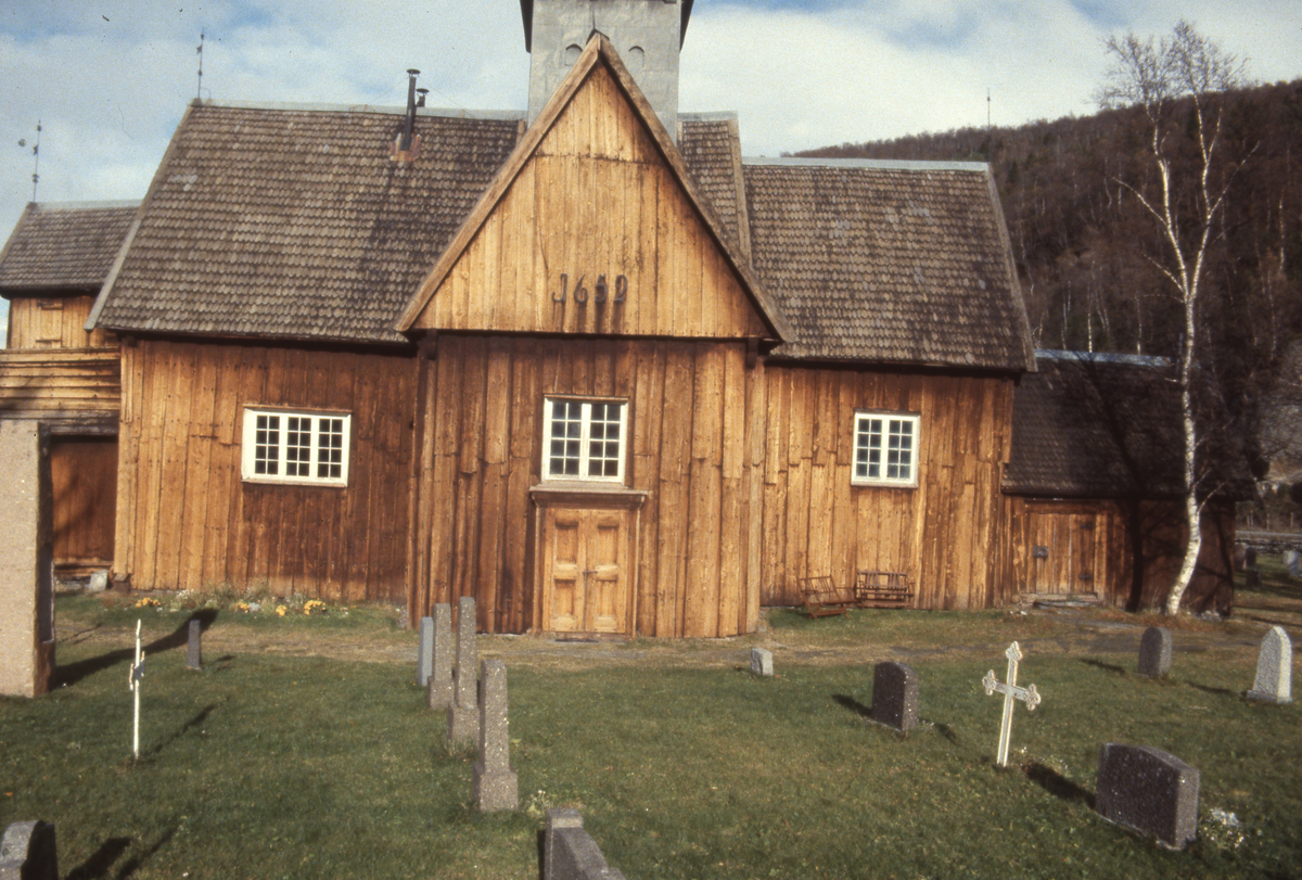 Kvikne kirke