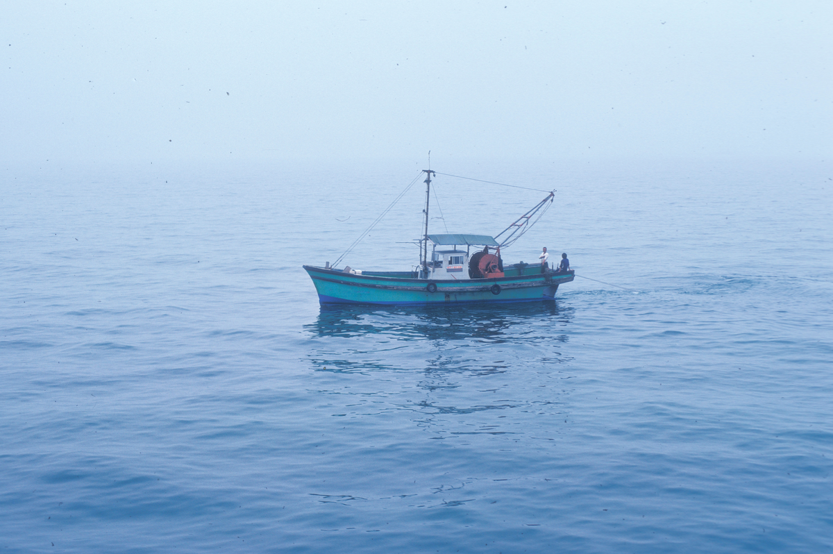 Motiv fra Japantur : Båt på havet