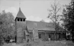 Gamla kyrkan, Särna 1948. Läs mer om Särna gamla kyrkan i boken: Dalarnas kyrkor i ord och bild.