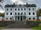 Forsbacka herrgård, ombyggnad av fönsterbågar på den norra fasaden.