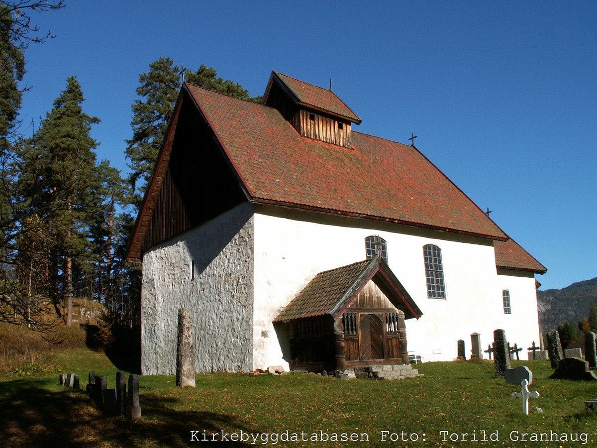 Steinkirke fra middelalderen, oppført ca år 1150.
