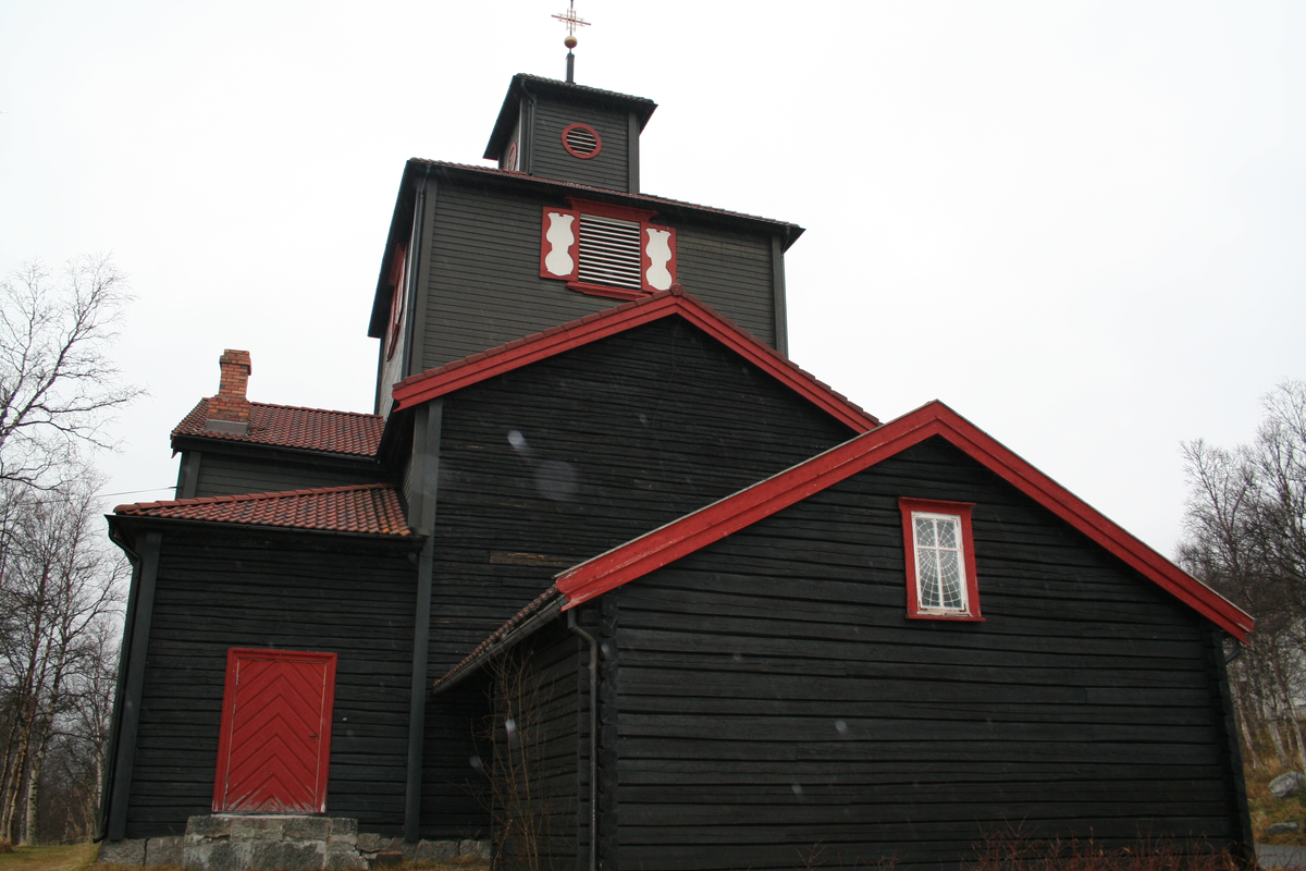 Trekirke oppført i 1926.