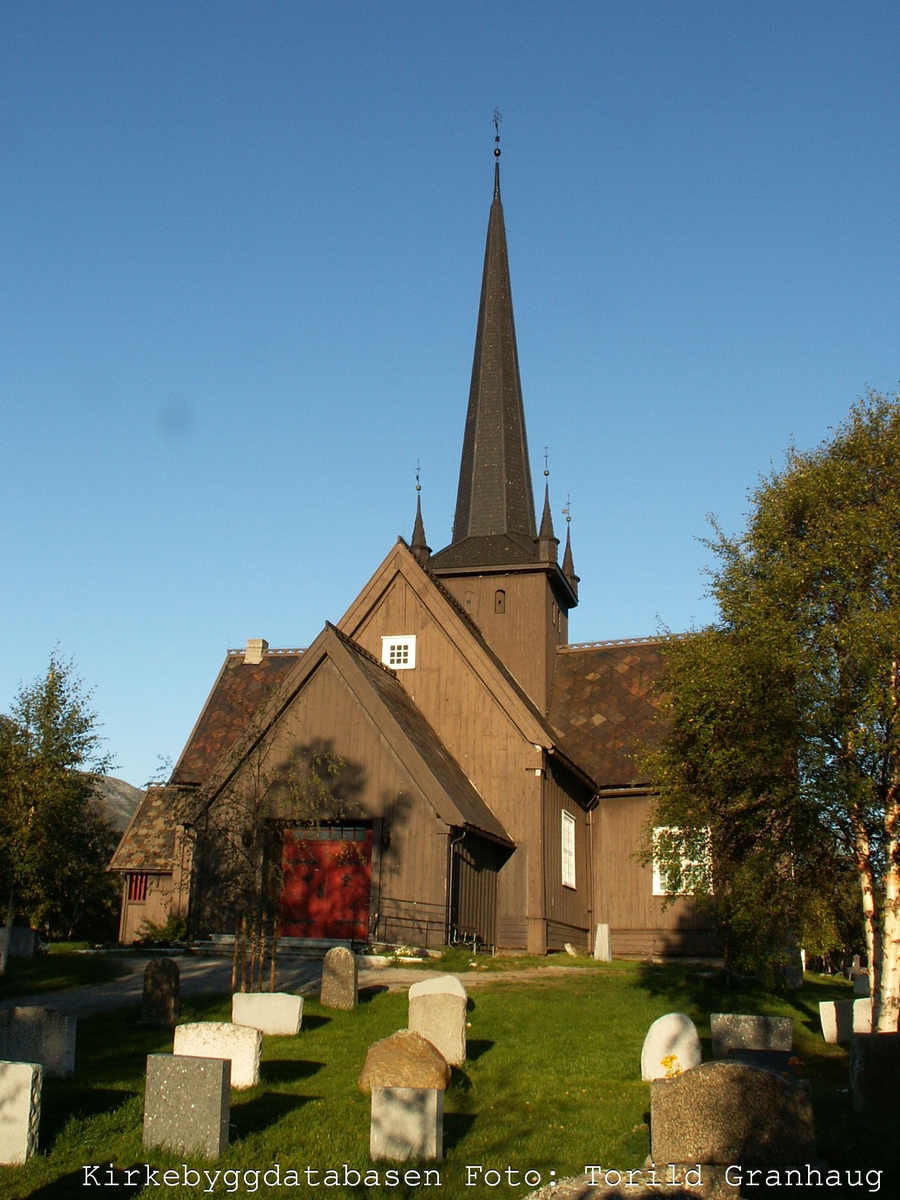 Trekirke oppført i 1749.